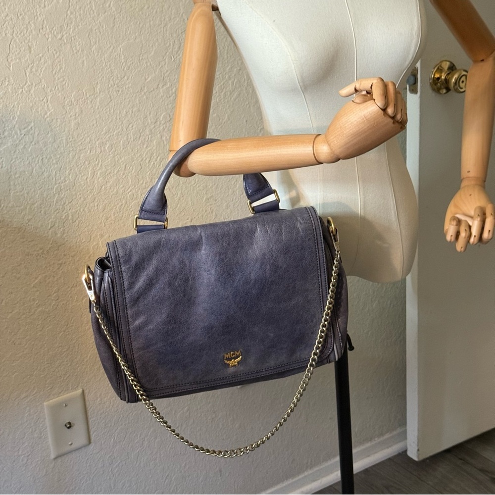 MCM BLUE DISTRESSED LEATHER SHOULDER BAG w / replacement chain strap - Picture 16 of 16